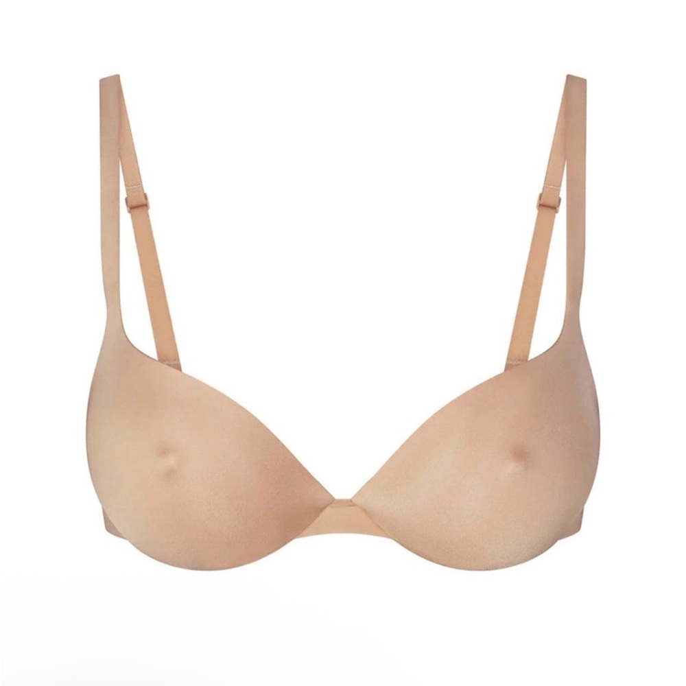 Skims Limited Edition Nipple bra